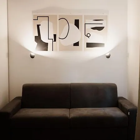 Niko House Ii - *